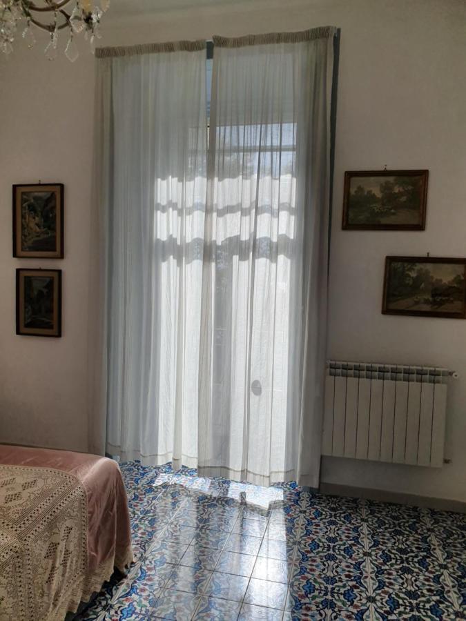 D'Angleterre Guest House Salerno Esterno foto