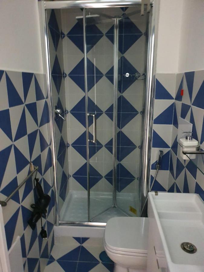 D'Angleterre Guest House Salerno Esterno foto