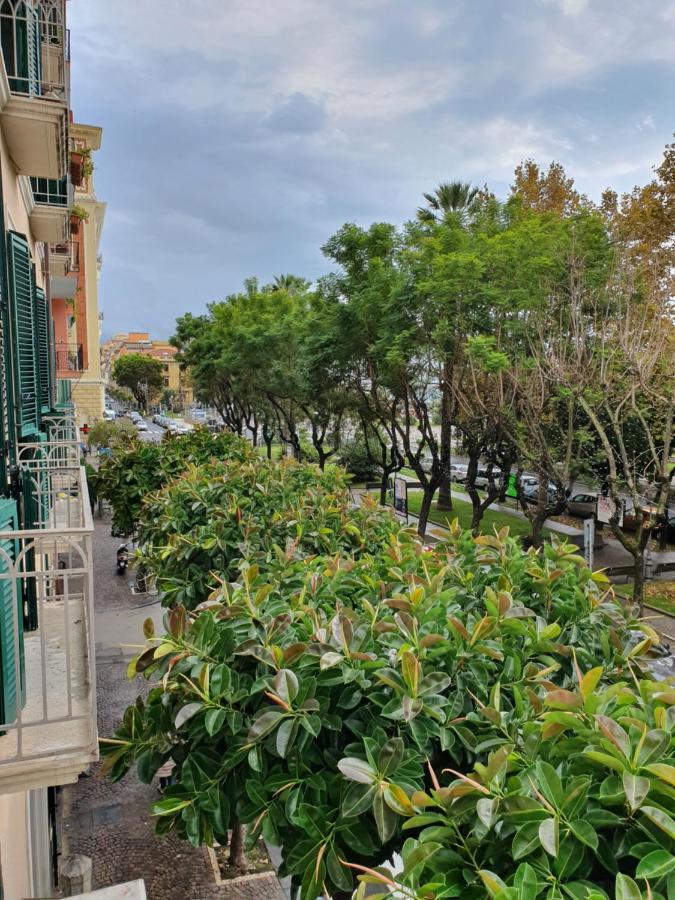 D'Angleterre Guest House Salerno Esterno foto