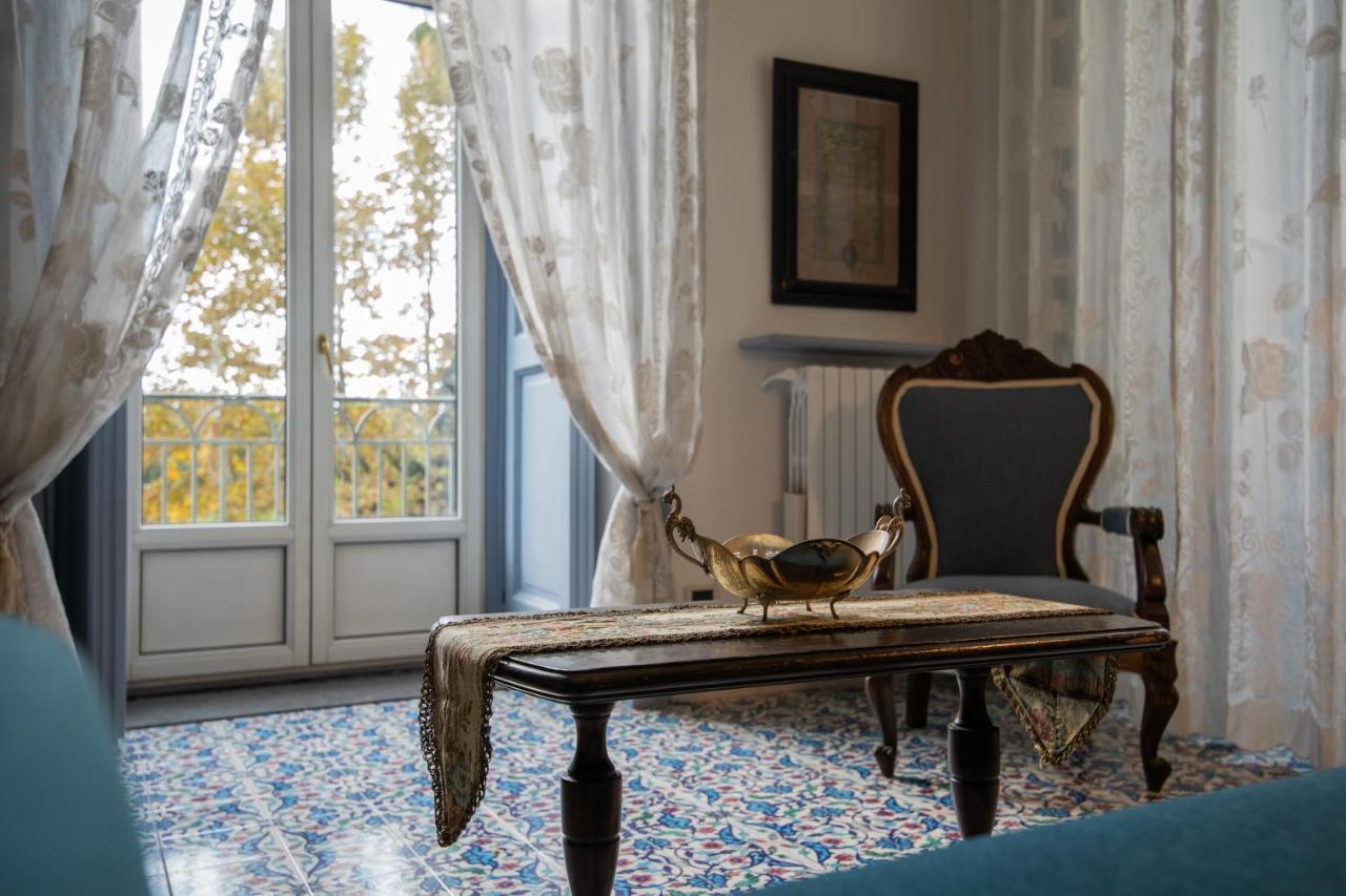 D'Angleterre Guest House Salerno Esterno foto